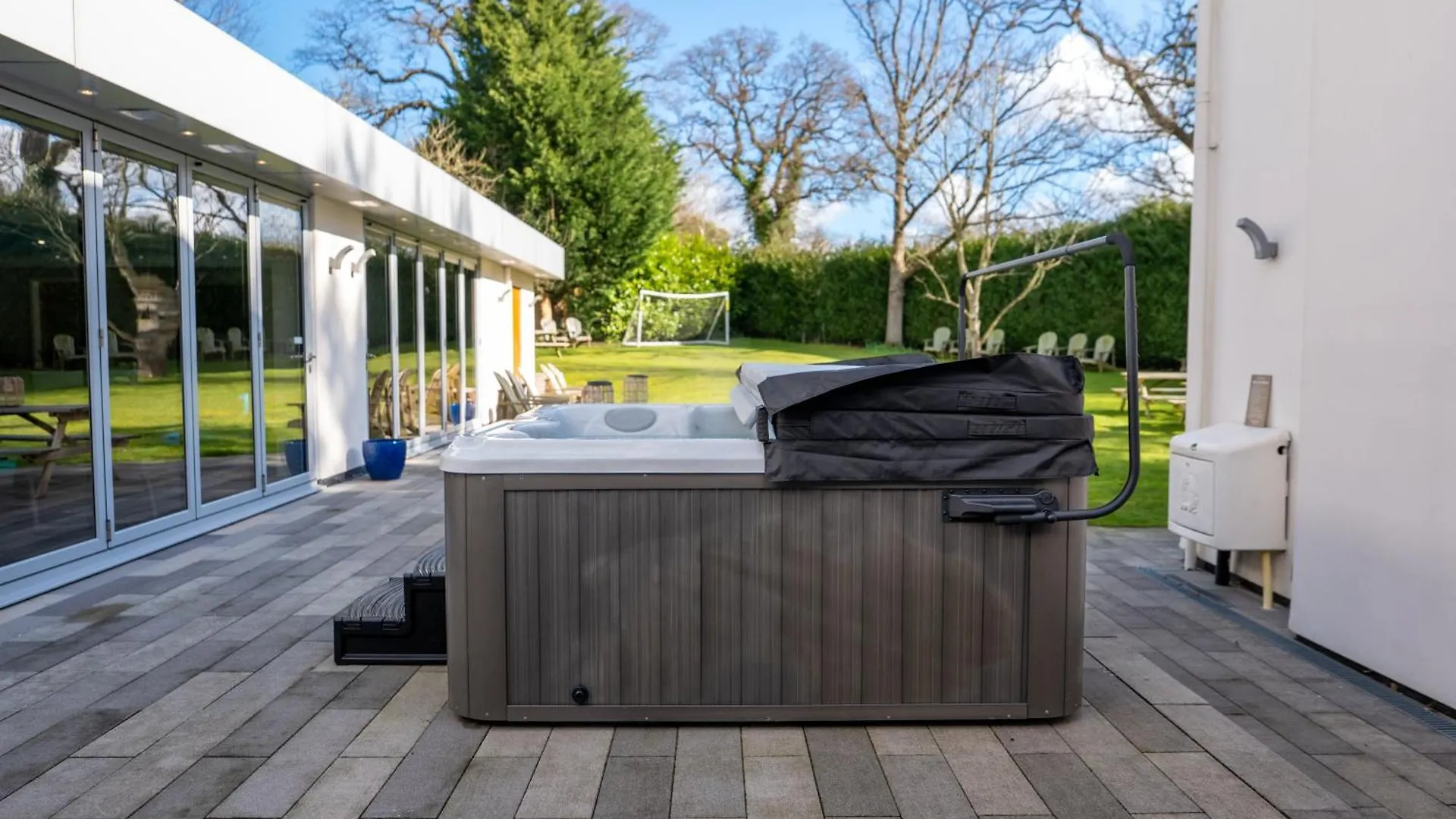 Cheltenham'S Most Luxurious House - Beautiful Hot Tub & Indoor Pool Charlton Kings 0*,  United Kingdom